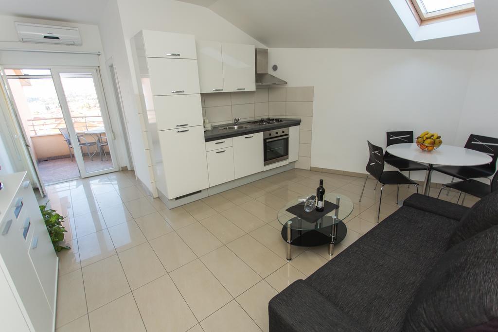 Apartments Little Paradise Trogir Szoba fotó