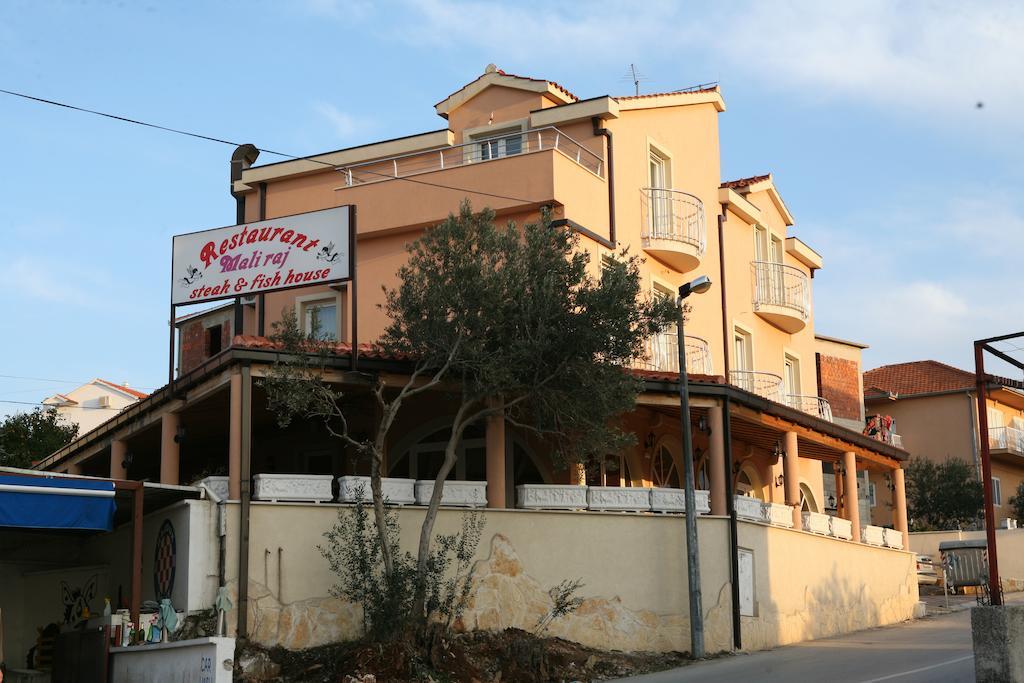 Apartments Little Paradise Trogir Kültér fotó